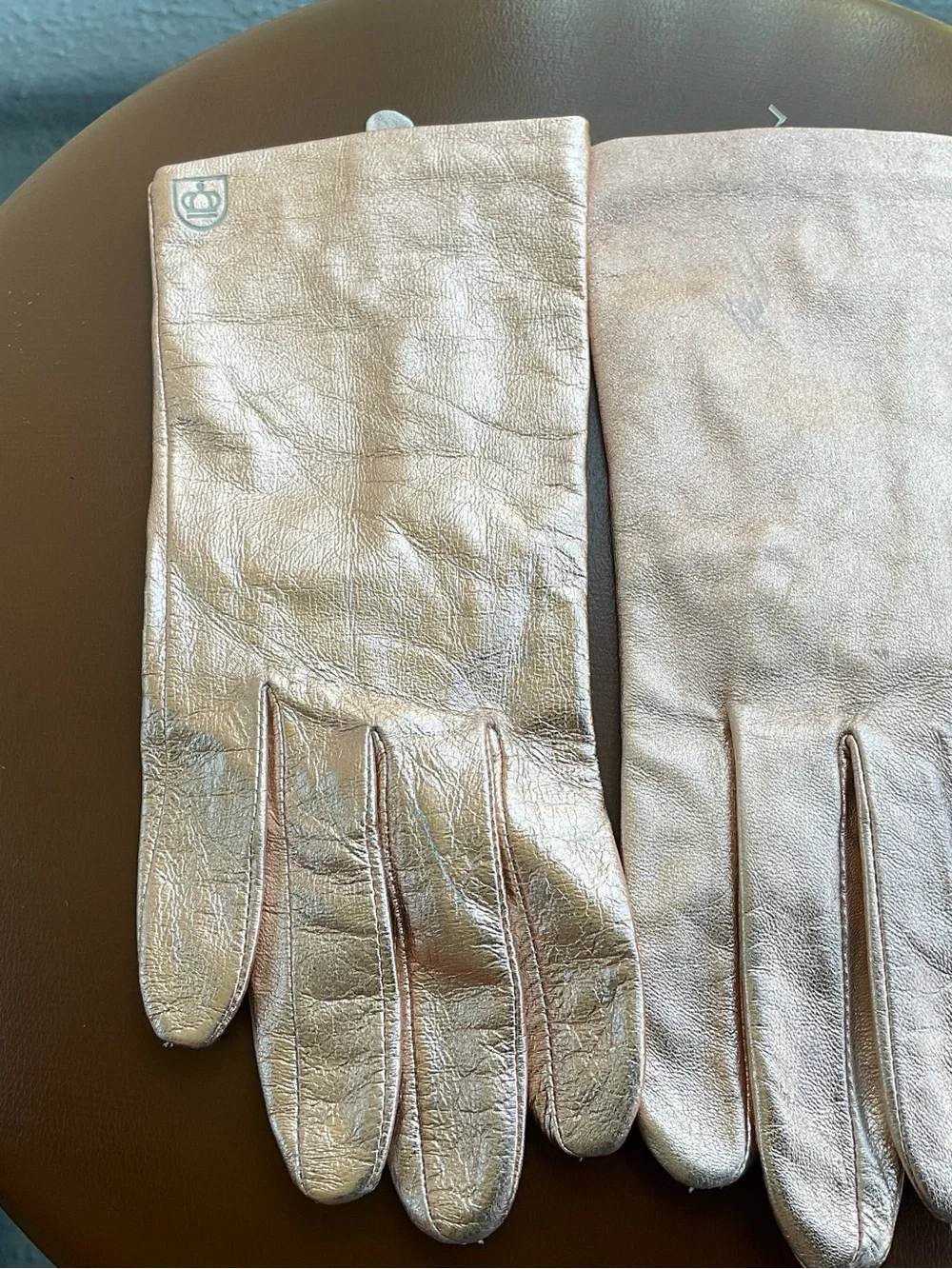 Neiman Marcus Rose Gold Metallic Leather Gloves size 7.5 NWT